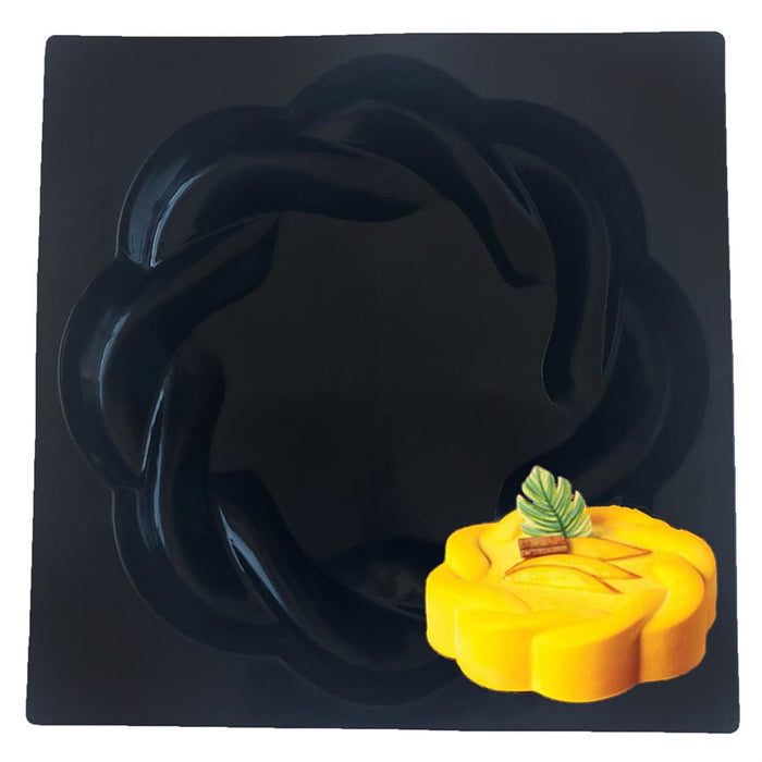 7-inch braided ring silicone baking and freezing mold for cakes, mousse, chocolate, gelatin and frozen desserts.